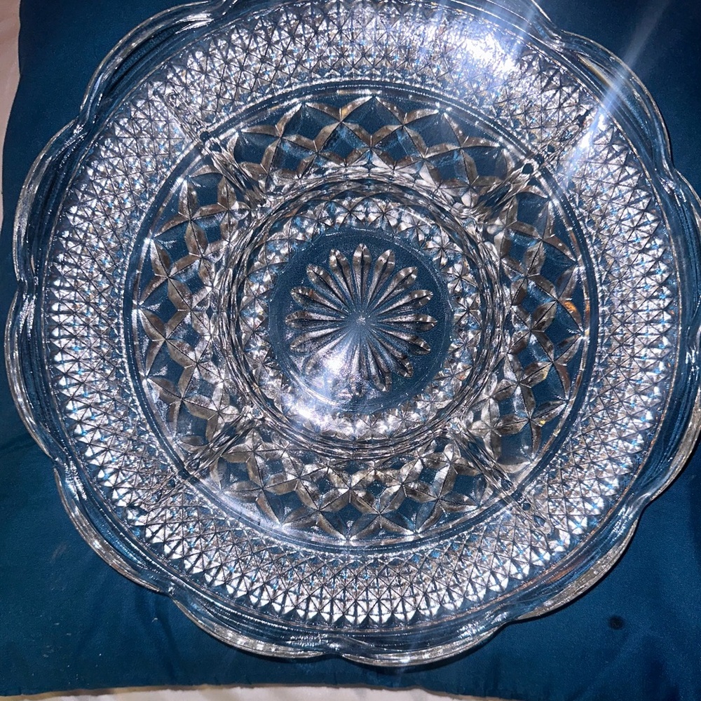 Anchor hocking glass hors d’oerve dish